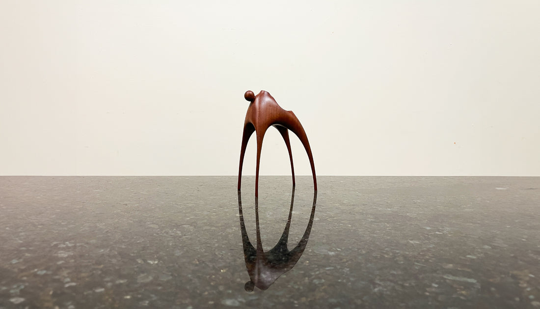 Mahogany Pet (Elegant)