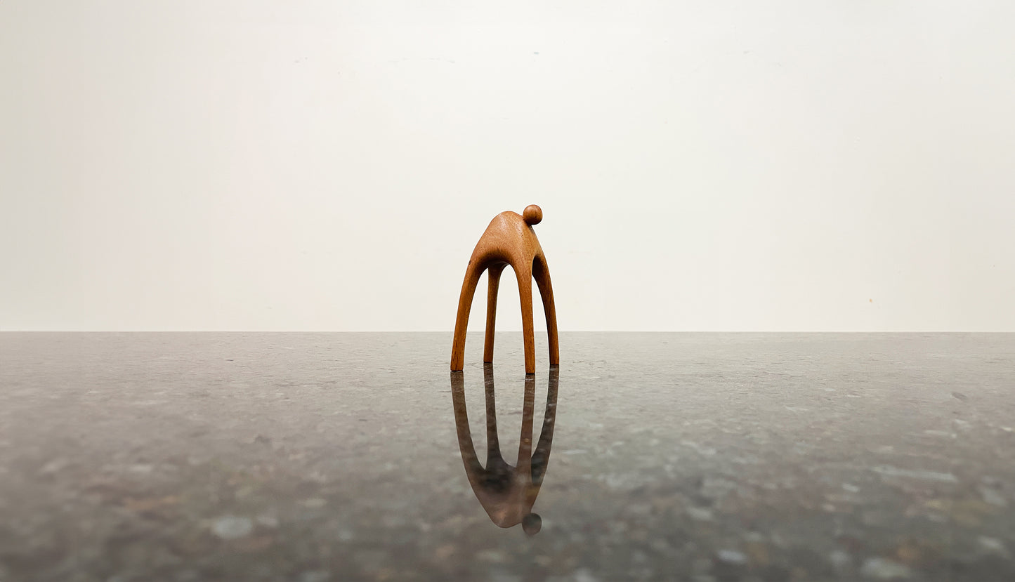 Mahogany Squio Pet